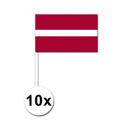 Papieren zwaaivlaggetjes Letland 10x