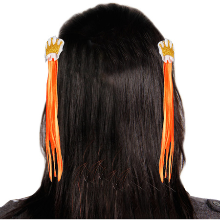 Oranje haar plukjes met kroon clip