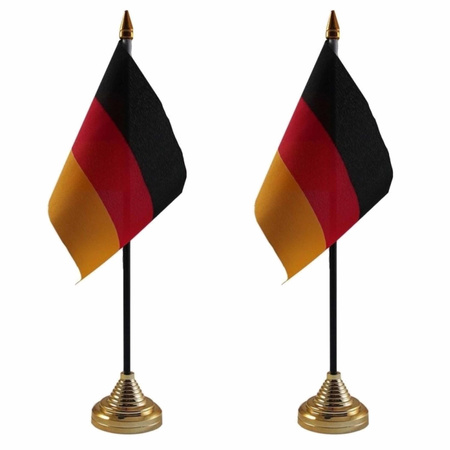 2x pieces germany table flags 10 x 15 cm with base