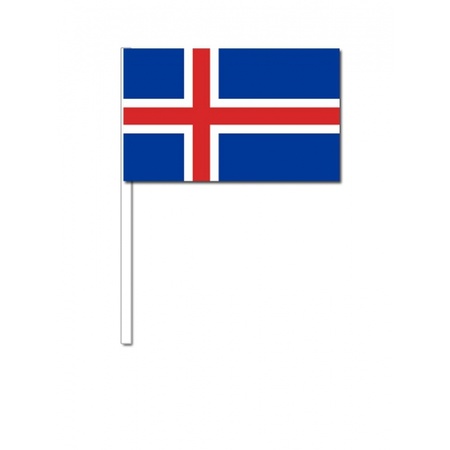 50 papieren zwaaivlaggetjes IJsland 12 x 24 cm