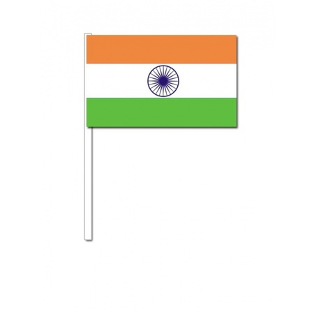 50 papieren zwaaivlaggetjes India  12 x 24 cm
