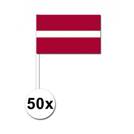 Papieren zwaaivlaggetjes Letland 50x