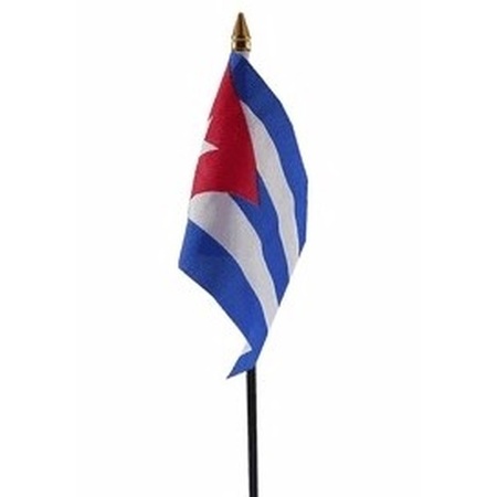 Cuba tafelvlaggetje 10 x 15 cm met standaard