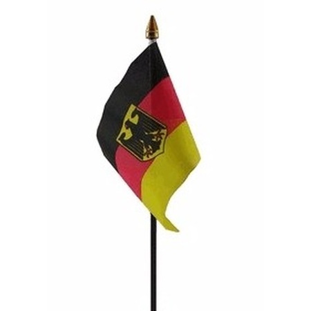 2x stuks duitsland vlag met adelaar supporters tafelvlaggetje 10 x 15 cm met standaard