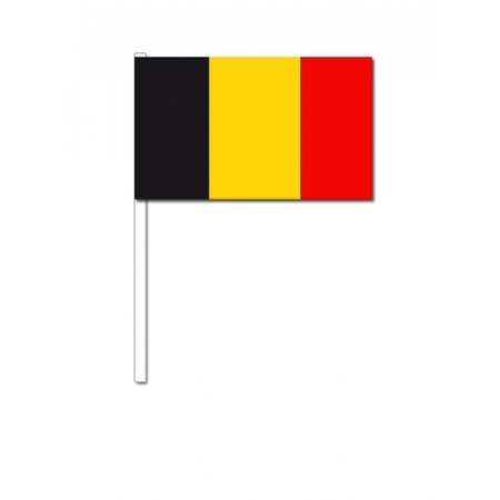 Papieren zwaaivlaggetjes Belgie 12 x 24 cm