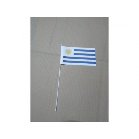 Papieren zwaaivlaggetjes Uruguay 12 x 24 cm