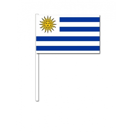 Papieren zwaaivlaggetjes Uruguay 12 x 24 cm